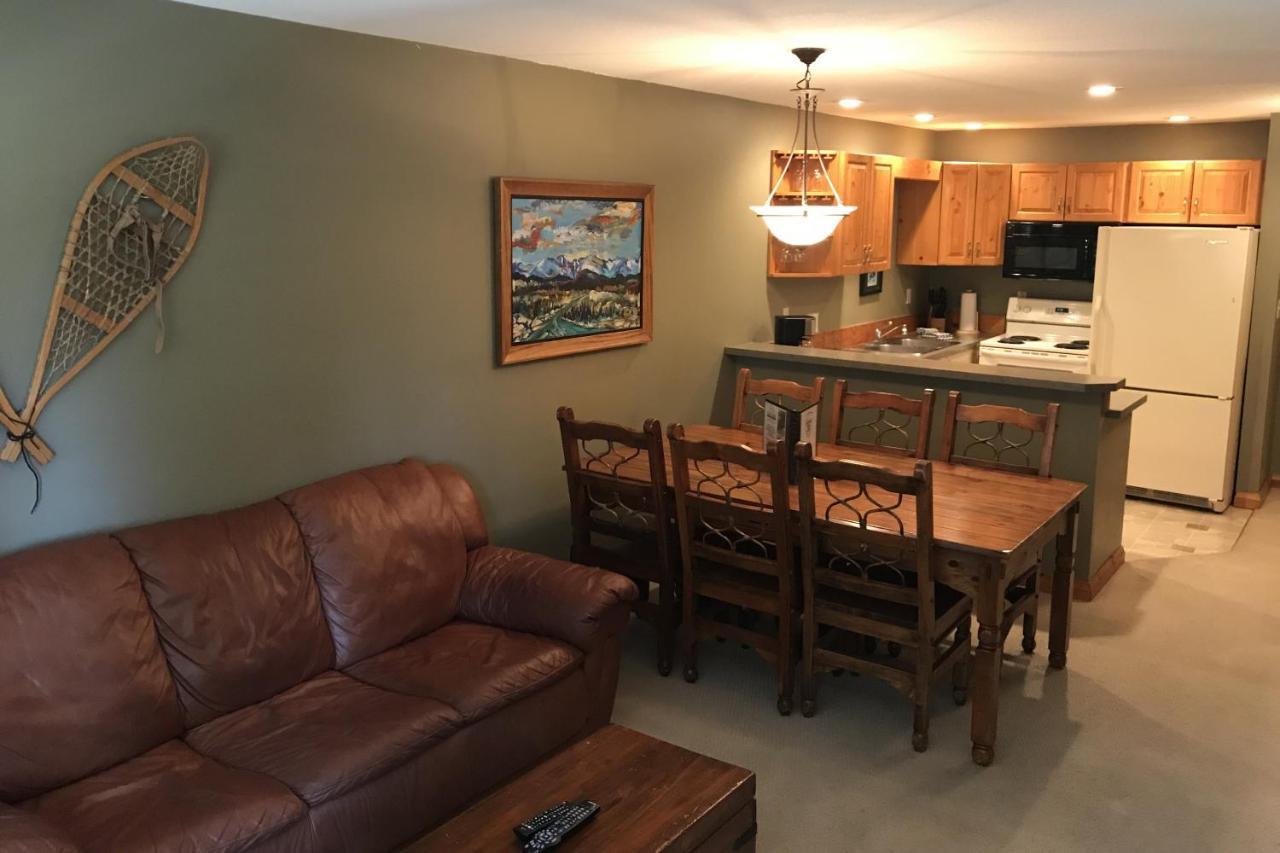 The Griz Inn By Park Vacation Management Fernie Esterno foto